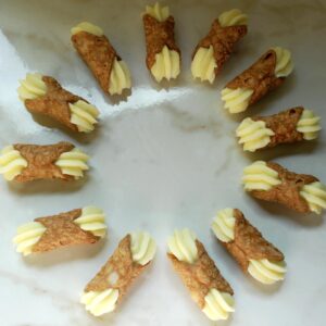 One dozen MINI Limoncello in a kit.